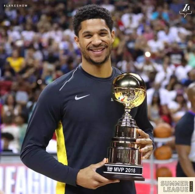 欧博注册-西亚卡姆官方宣布表现优异新规，湖人引发争议！赛场气氛高涨的简单介绍